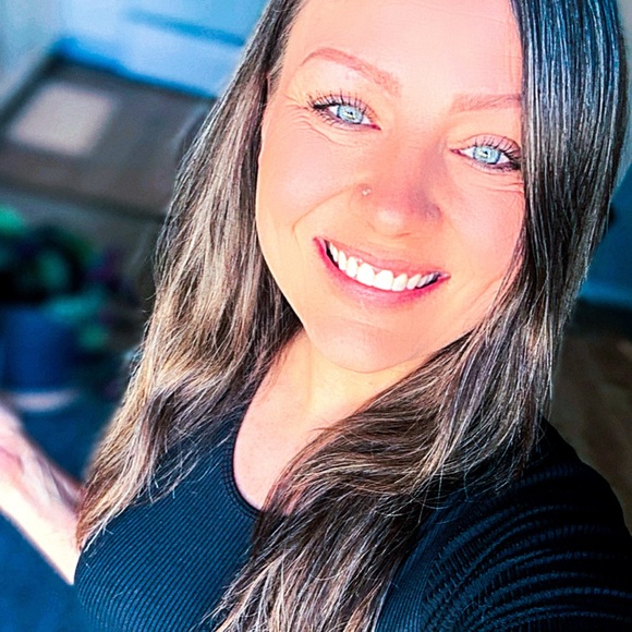 lindsaytruckey